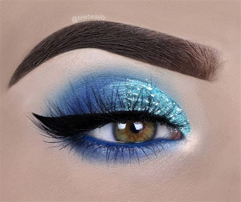 Blue Eyeshadow 